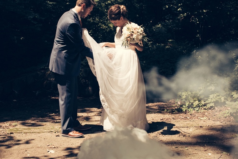 smoke bomb wedding photography
